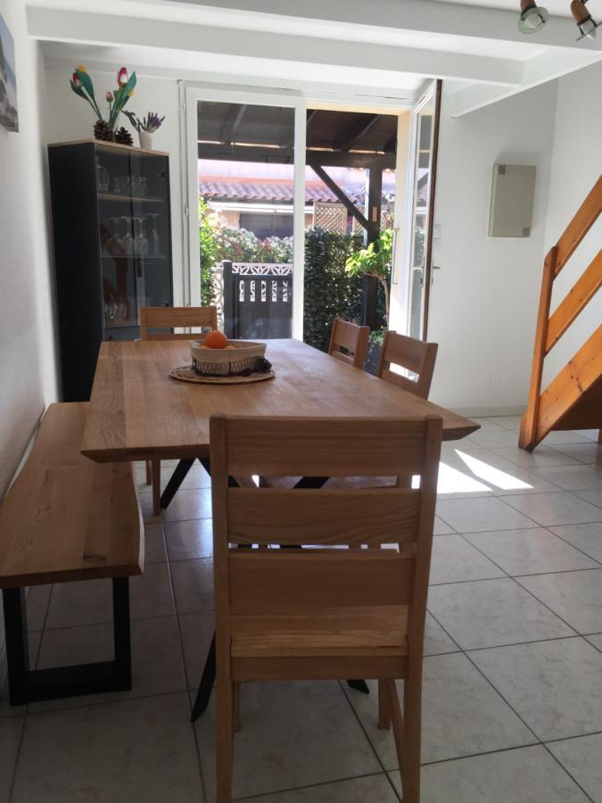 גרואיסאן Maison Tout Confort, Bord De Mer Avec Parking Prive מראה חיצוני תמונה